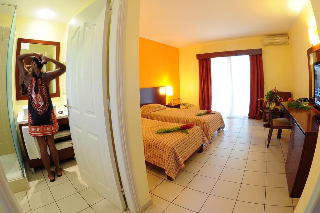 Hôtel Koniambo à Koné Chambre photo
