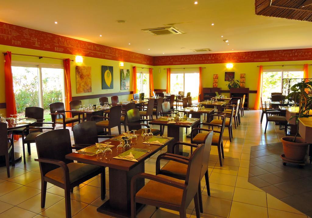 Hôtel Koniambo à Koné Extérieur photo