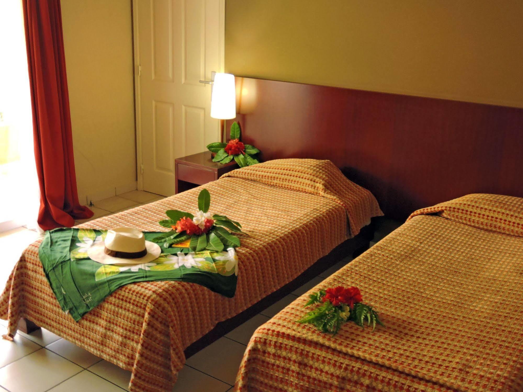 Hôtel Koniambo à Koné Extérieur photo